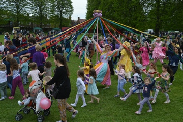 Donna Maria's Have-a-Go Maypole at Lloyd Park, Walthamstow
